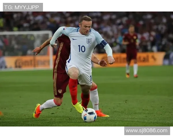 全面解析足球球星提升耐力的科学训练方法与高效体能强化策略