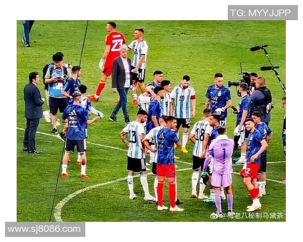 巨星荣耀足球球星精彩进球瞬间再现绿茵场巅峰对决