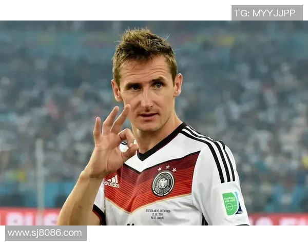 德国足球明星等级划分详解，揭示球员发展轨迹与成就差异