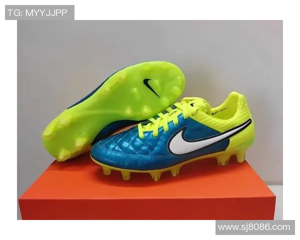 适合女性球员的球星同款足球鞋推荐,提升场上表现与舒适感 适合女性球员的球星同款足球鞋推荐,提升场上表现与舒适感